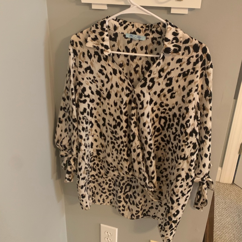 She + Sky Leopard print top